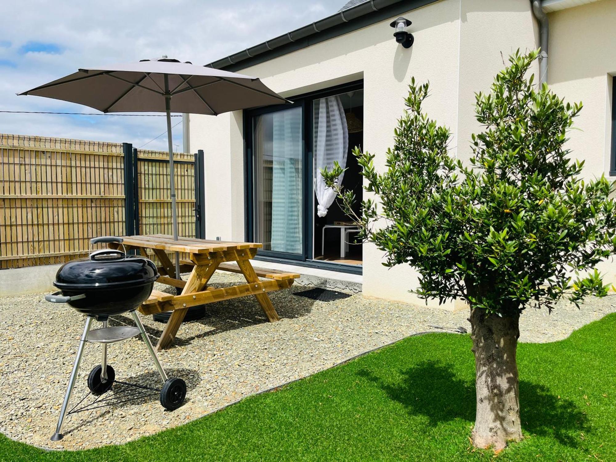 Le Gite De Mireloup Plerguer Exterior foto